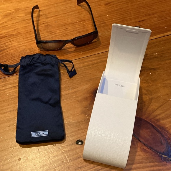 New! PRADA Tortoise & Brown Eyewear Sculto Reo Logo Sunglasses - Picture 7 of 16